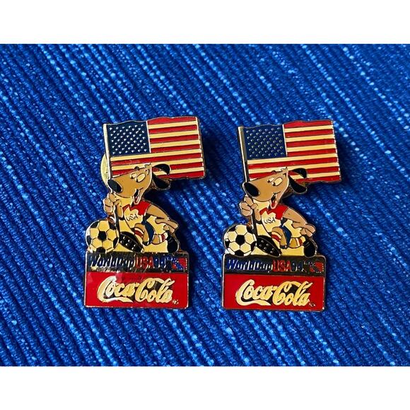Pair x2 World Cup 1994 USA Coca Cola Pin America Vintage Flag Soccer 21B - Picture 1 of 1